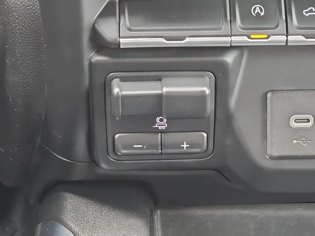 2019 Chevrolet Silverado 1500 RST - Photo 17