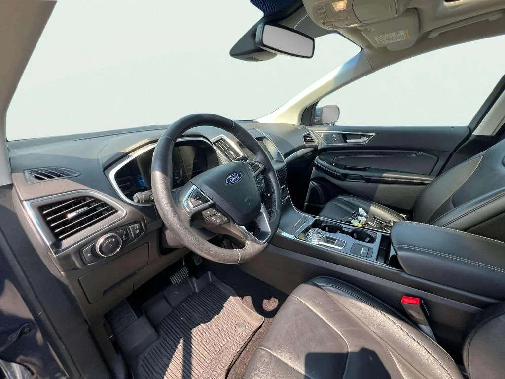 Used 2019 Blue Metallic Ford Titanium image 8