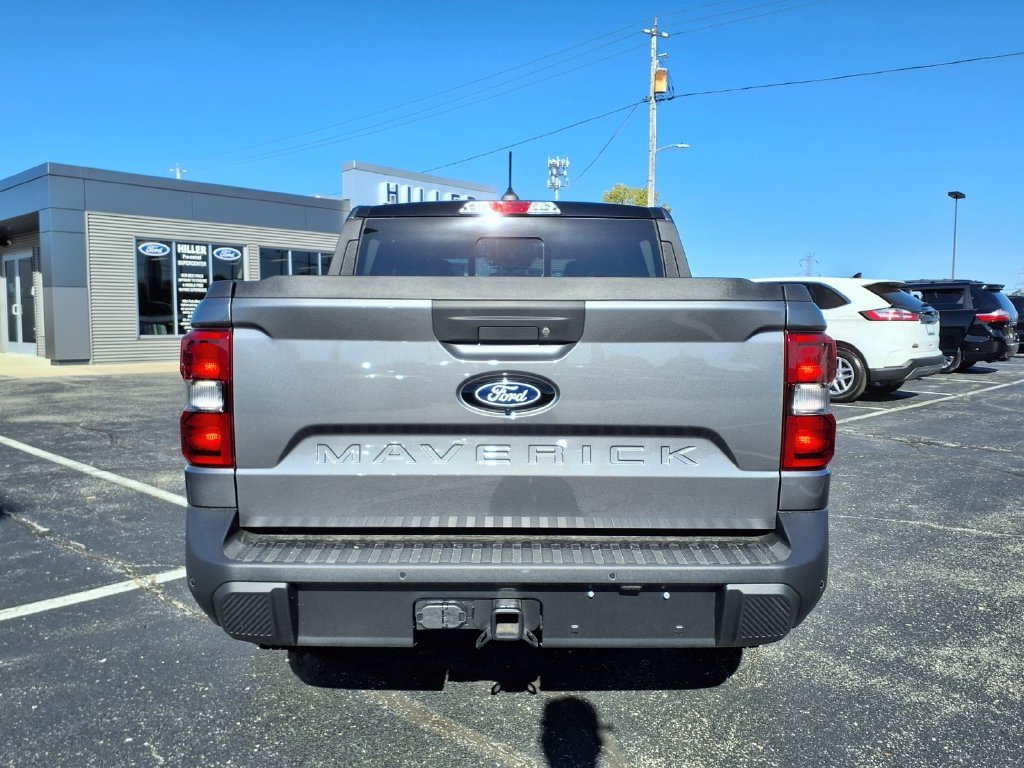 New 2026 Carbonized Gray Metallic Ford XLT image 6