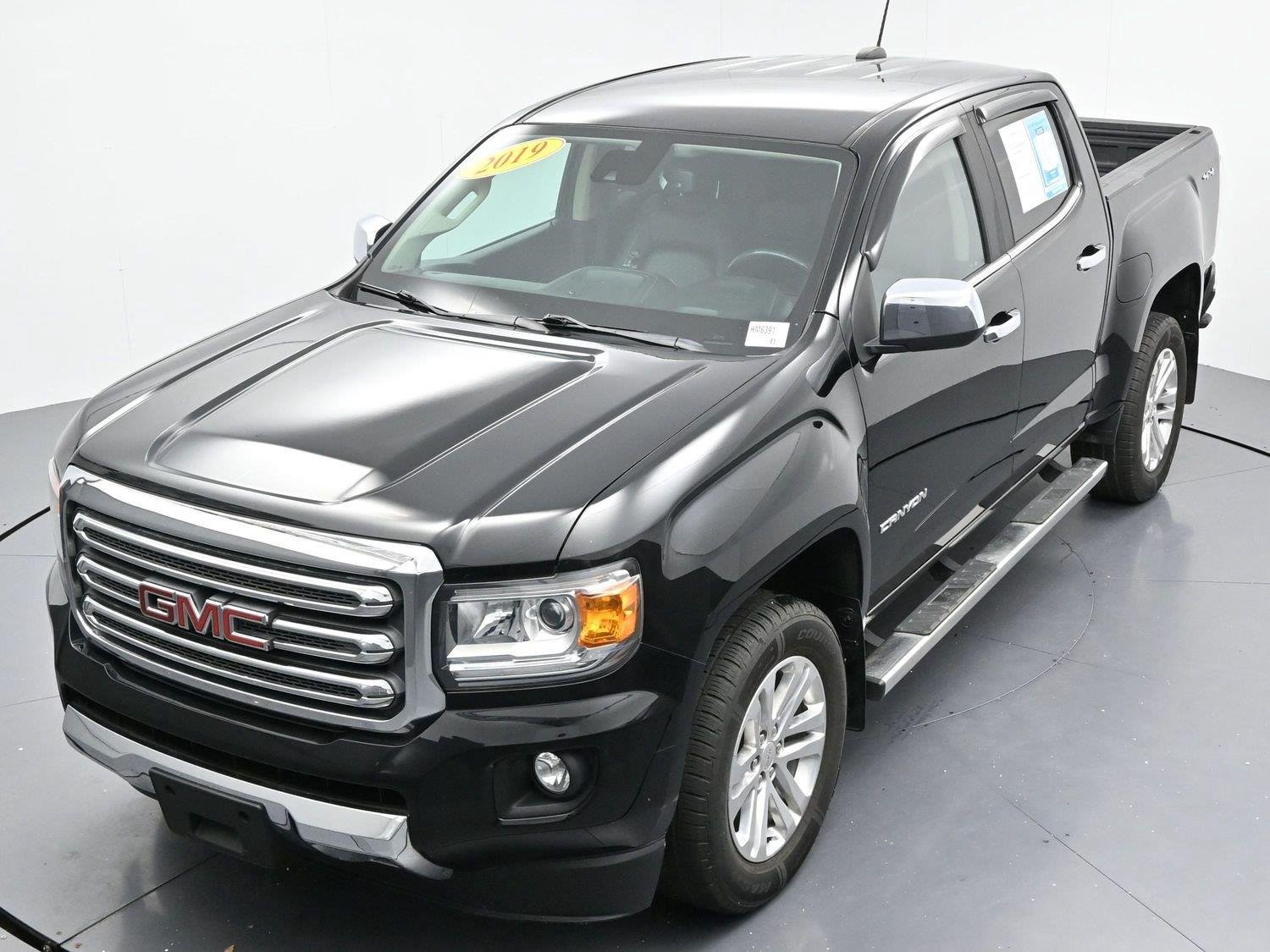 Used 2019 Onyx Black GMC 4WD SLT image 42