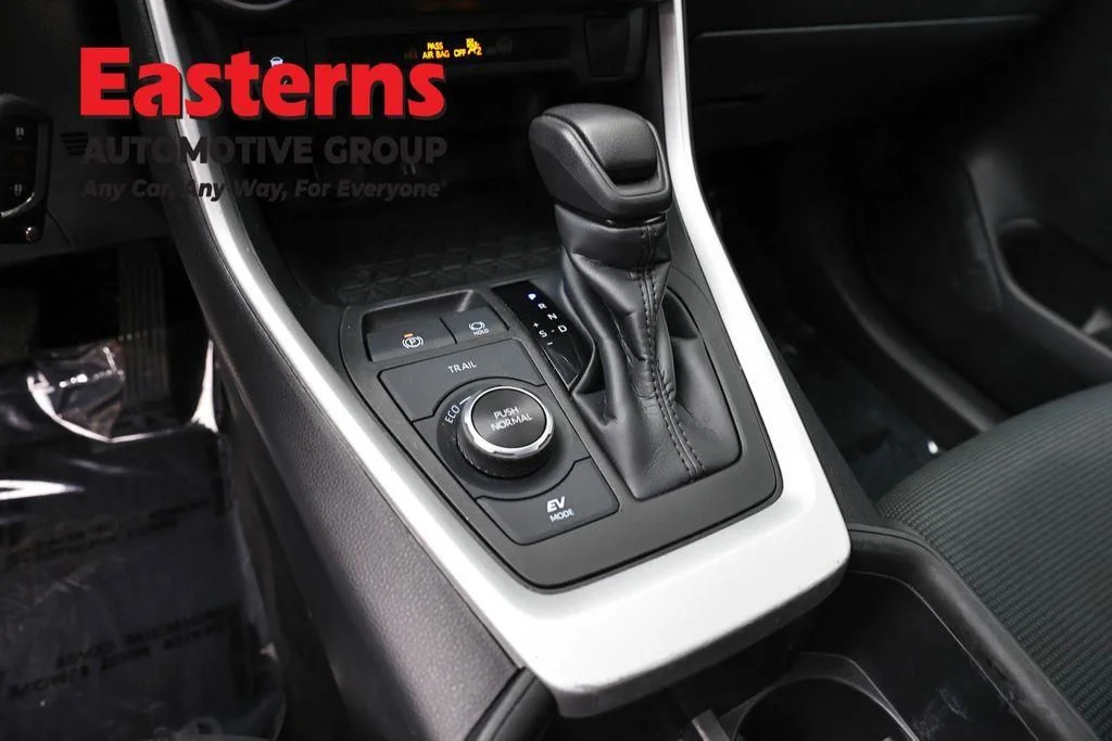 Used 2023 Silver Toyota LE image 14