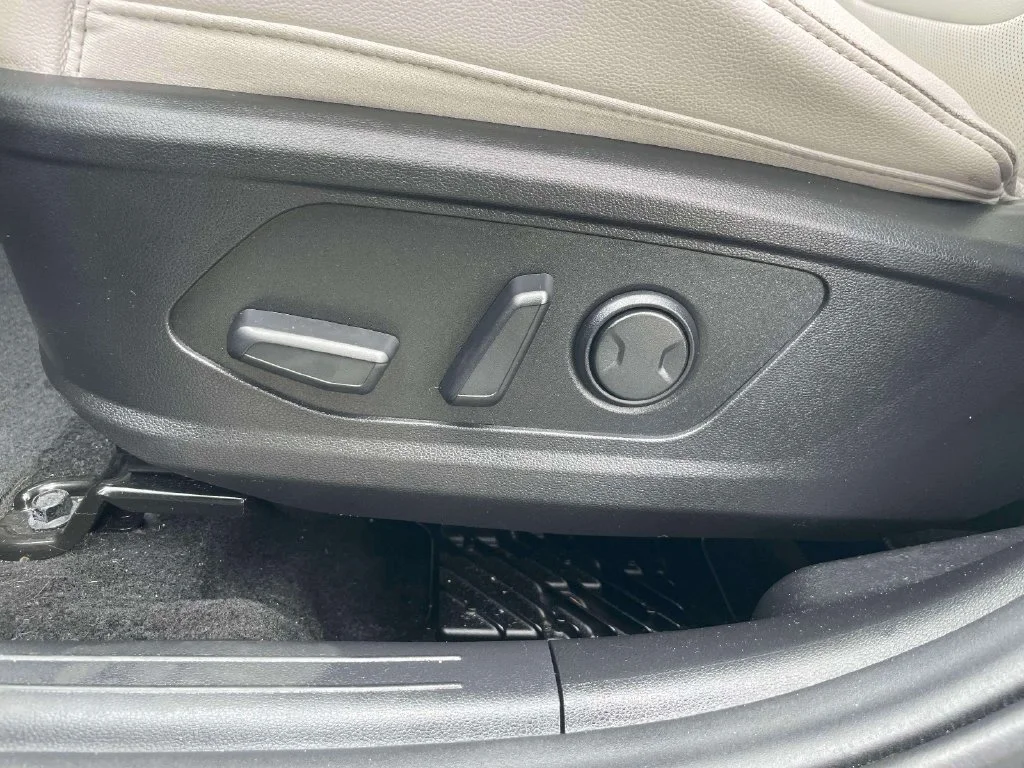 Certified Used 2024 Gray Hyundai Limited image 18