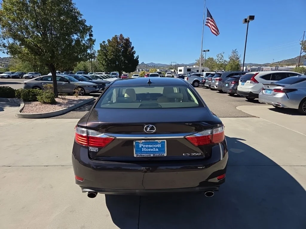 Used 2013 Red Lexus 350 image 7