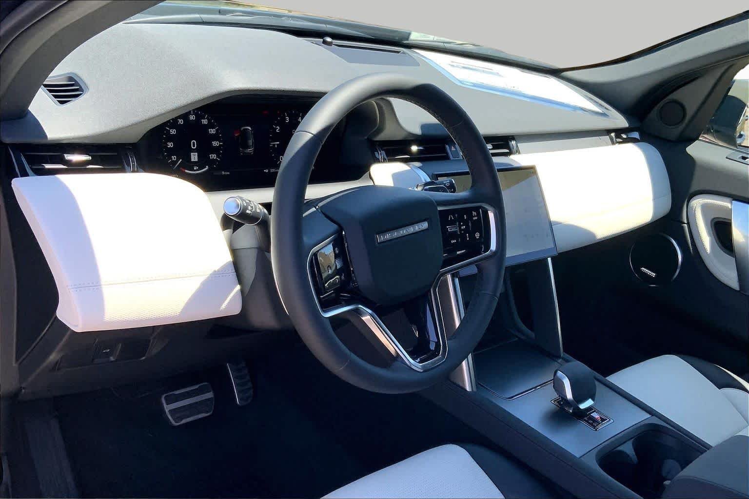 New 2026 VARESINE BLUE Land Rover Landmark image 8