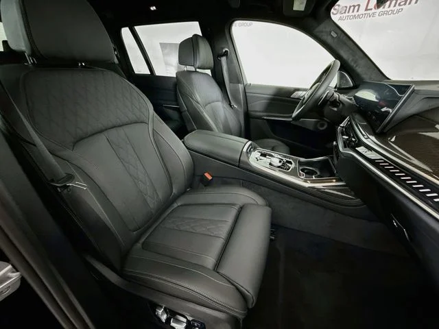 New 2027 Black BMW M60i image 31