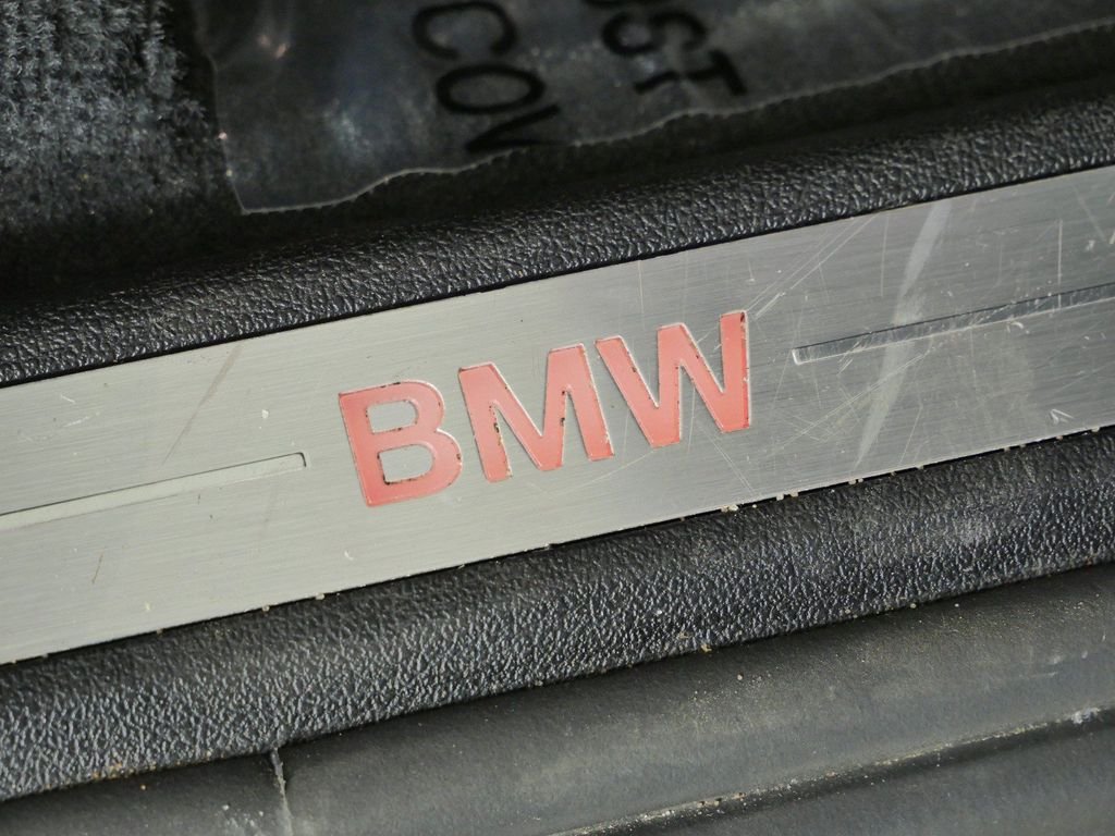 Used 2022 Black Sapphire Metallic BMW xDrive40i image 24