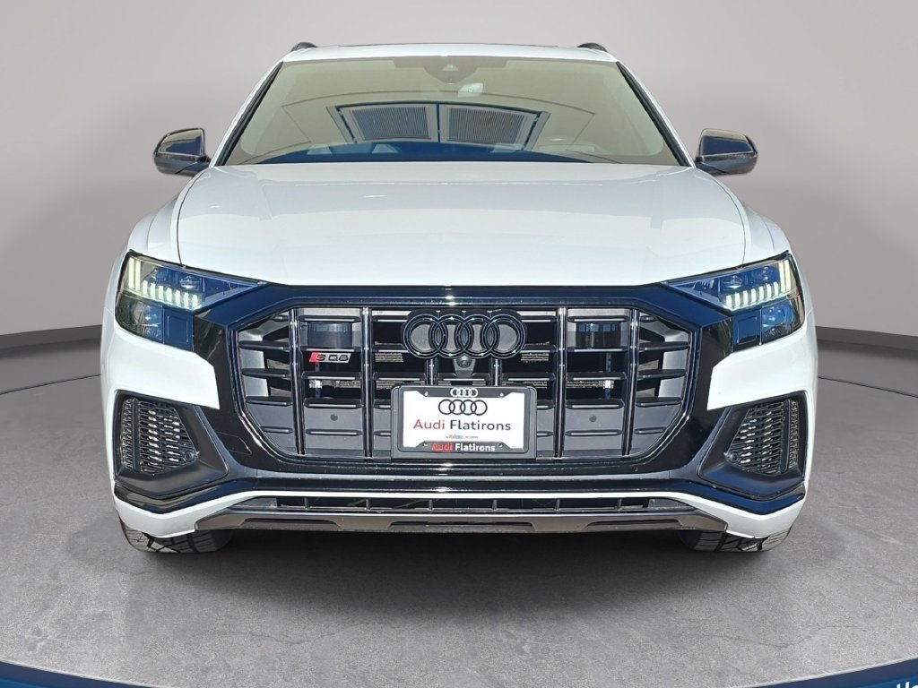 Used 2023  Audi 4.0T Prestige image 3