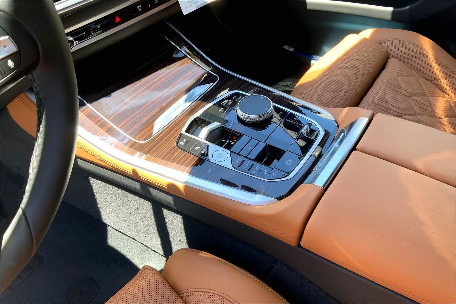 New 2026 Alpine White BMW xDrive50e image 7