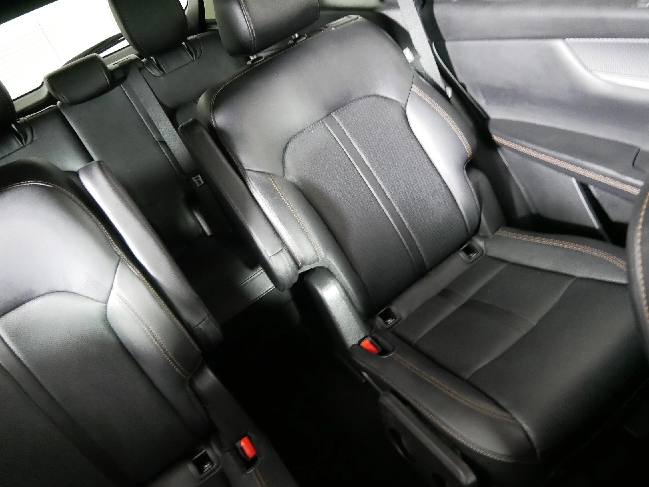 Used 2024 Sonic Silver Mazda 3.3 Turbo Premium image 14