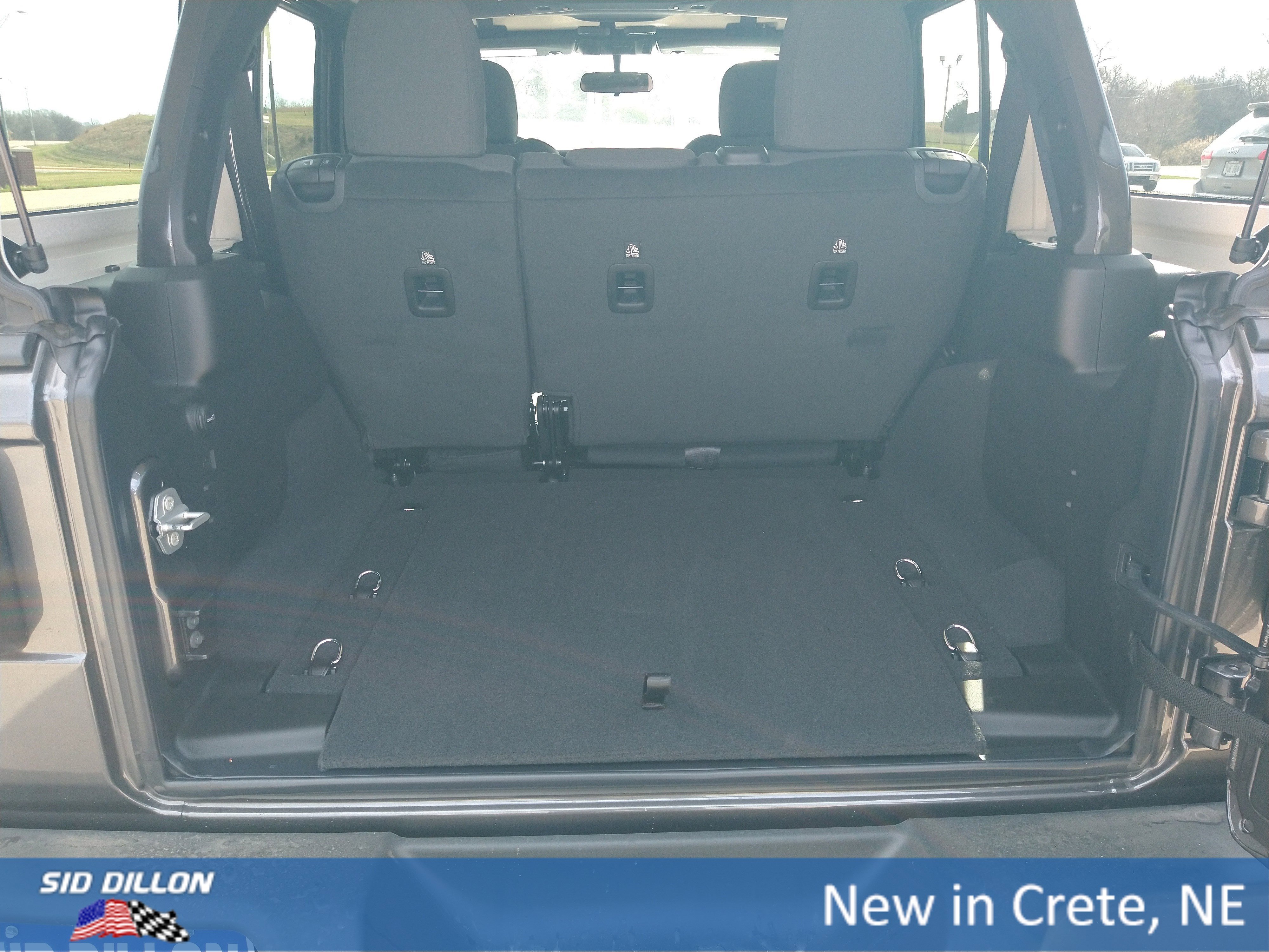 New 2026 Granite Crystal Metallic Clearcoat Jeep Sport image 15
