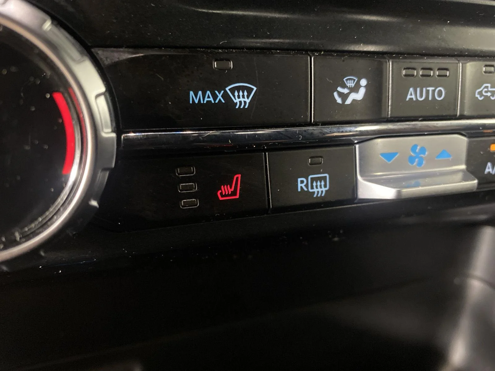 Used 2024 Carbonized Gray Ford XLT image 31
