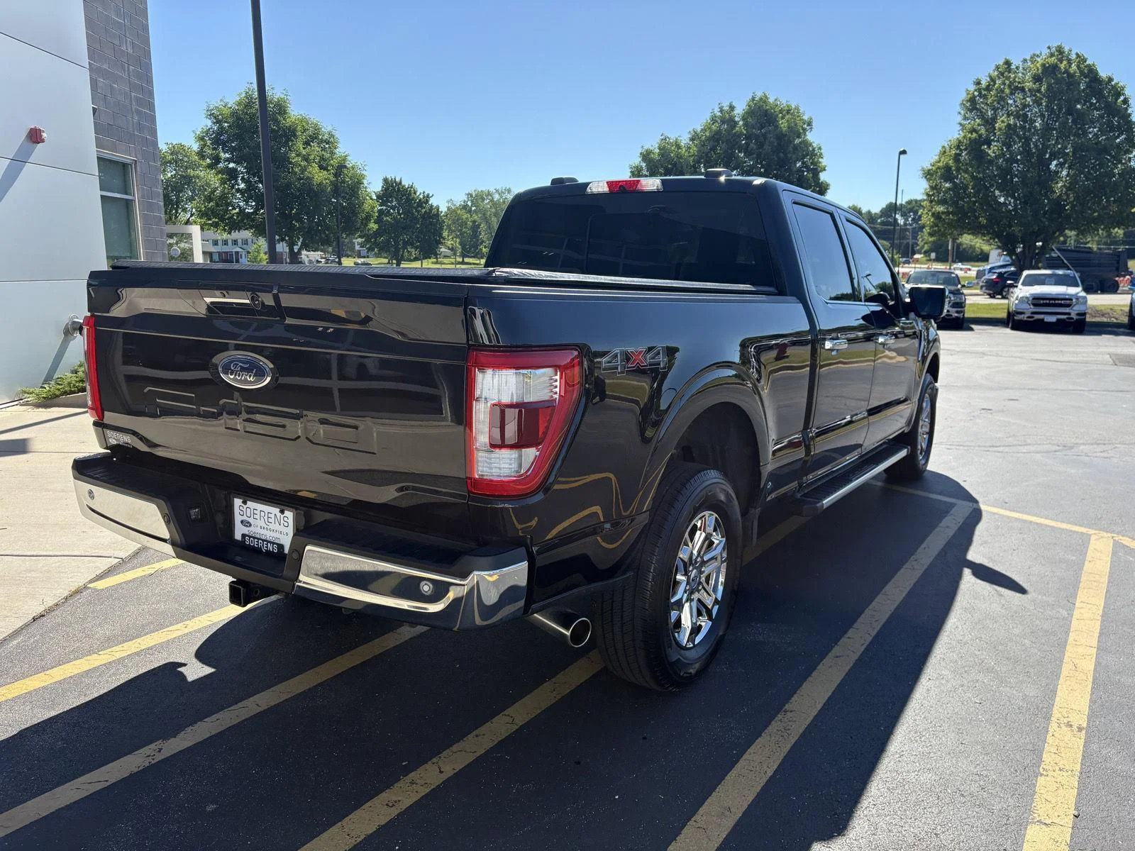 Used 2022 Agate Black Ford LARIAT image 6