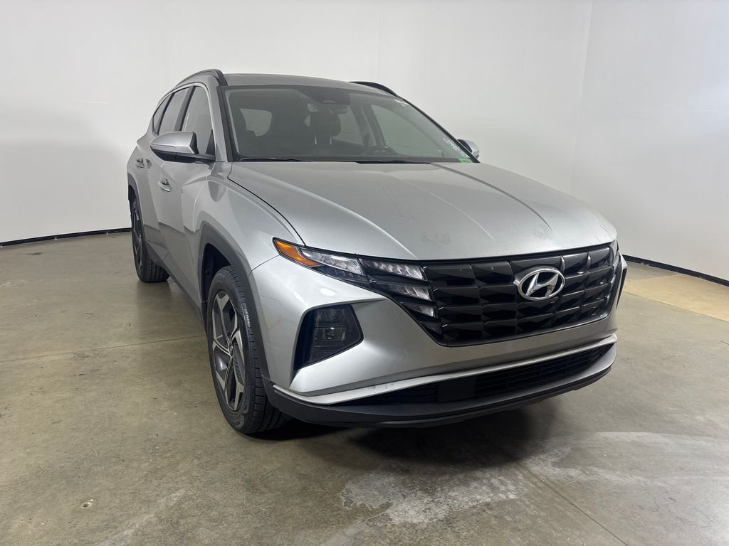 Used 2023 Silver Hyundai SEL image 2