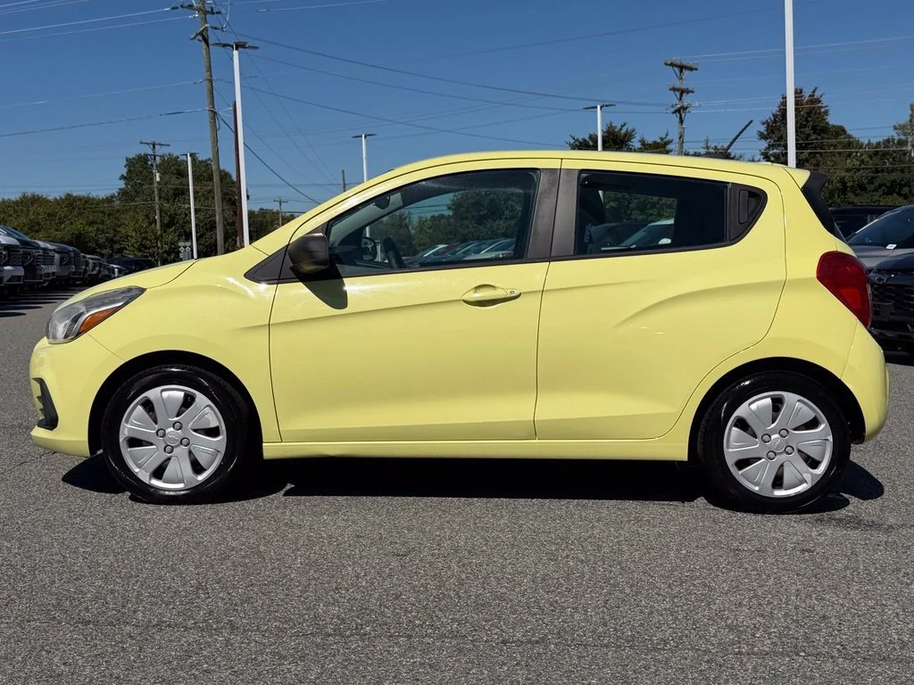 Used 2018 BRIMSTONE Chevrolet LS image 31