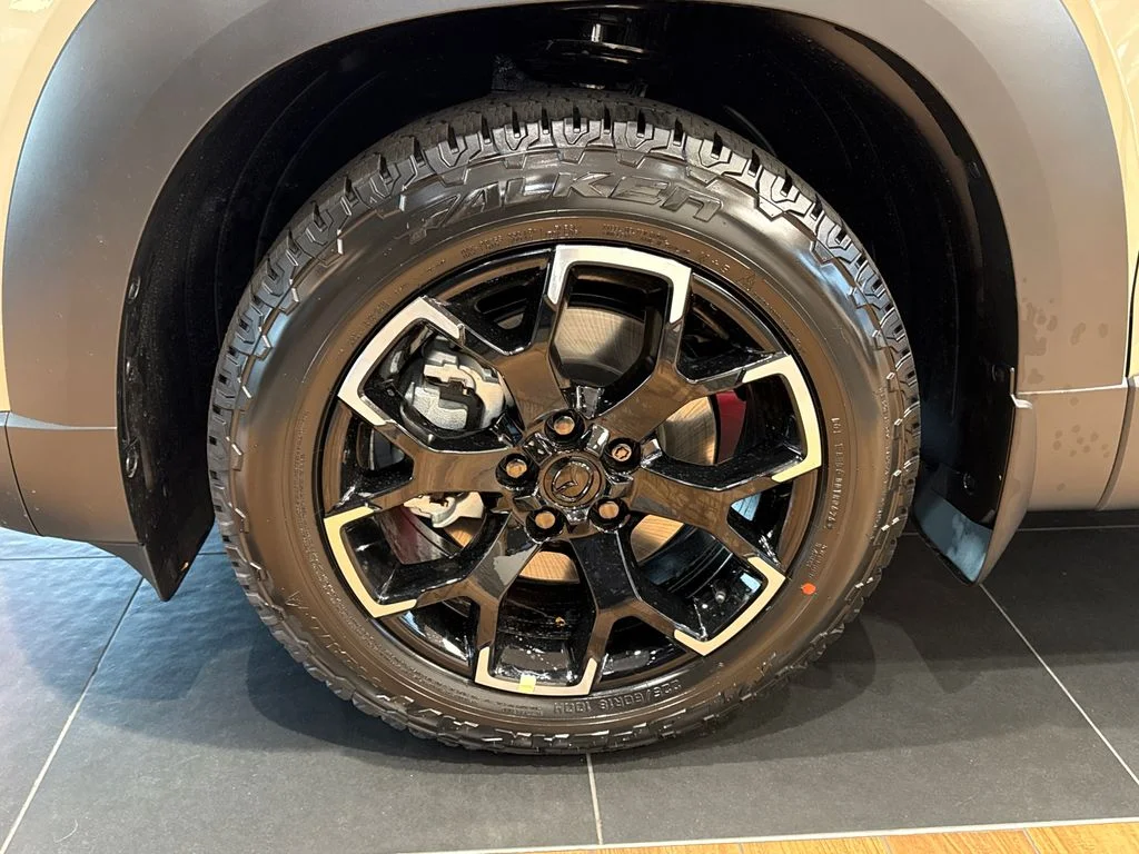 New 2026 Zircon Sand Metallic Mazda 2.5 Turbo Meridian Edition AWD image 5