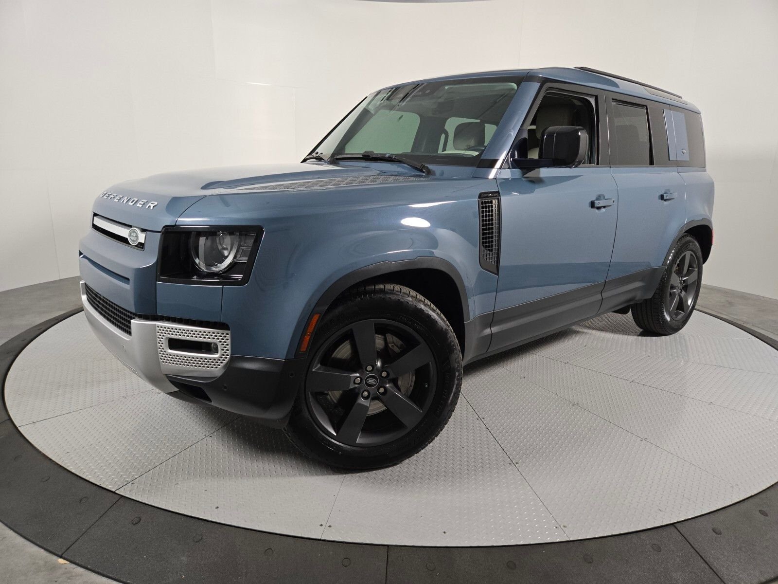 2020 Land Rover Defender HSE