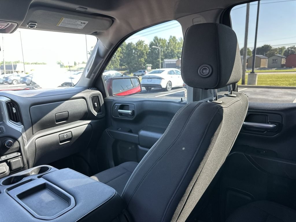Used 2021 Red Chevrolet Custom image 11