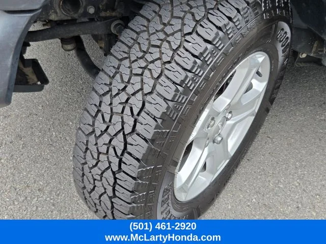 Used 2018 Billet Silver Metallic Jeep Unlimited Sport S image 20