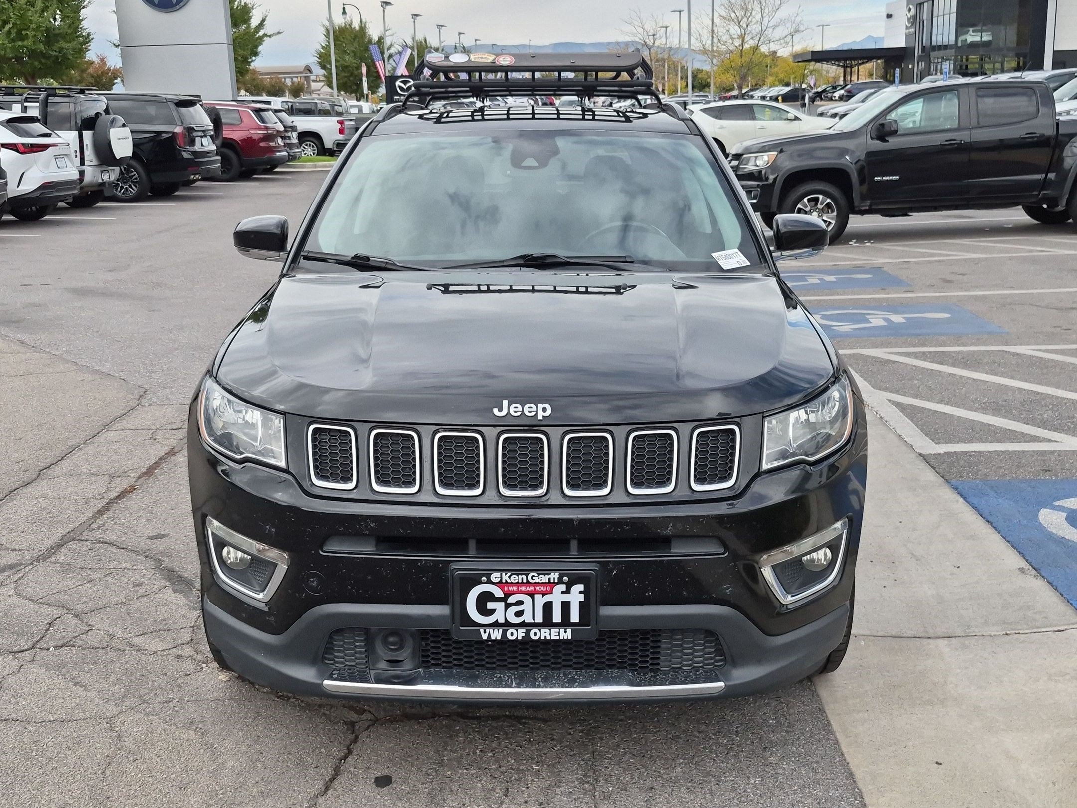 Used 2021 Diamond Black Crystal Pearlcoat Jeep Limited image 8
