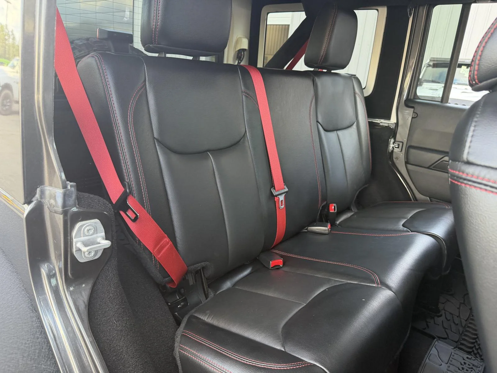 Used 2017 Granite Crystal Metallic Clearcoat Jeep Rubicon Recon image 20