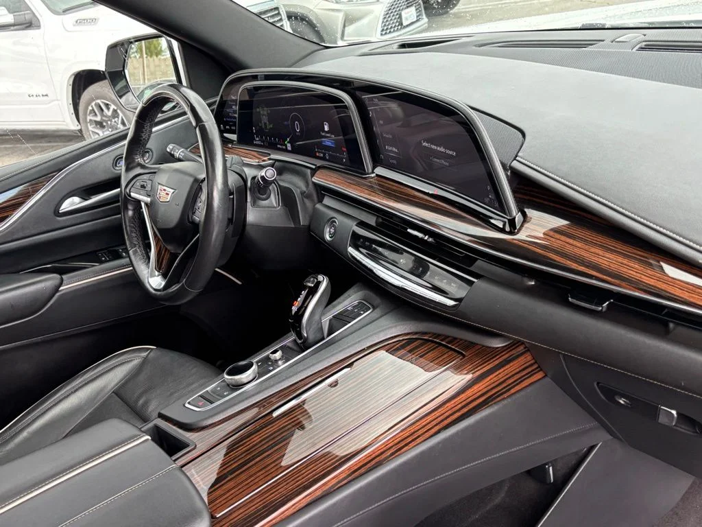 2024 Cadillac Escalade ESV Premium Luxury - Photo 33