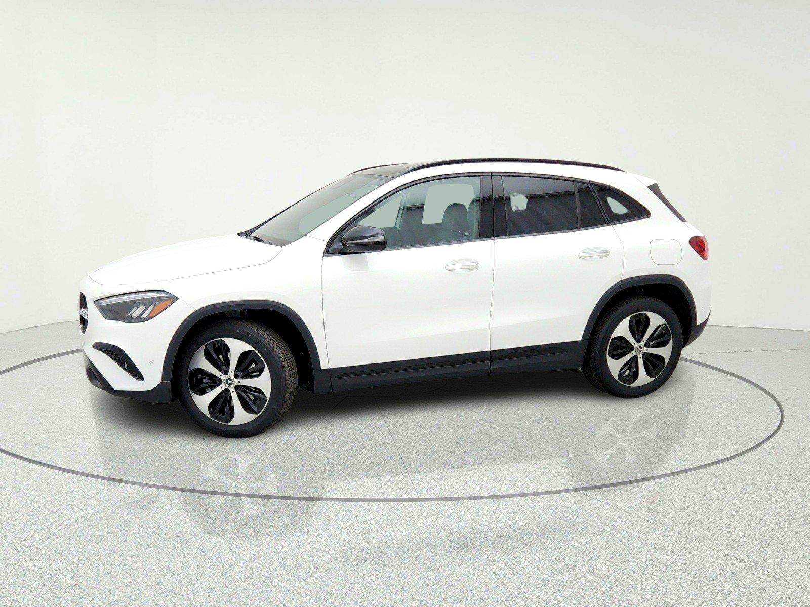 New 2026 Polar White Mercedes-Benz GLA 250 SUV image 15