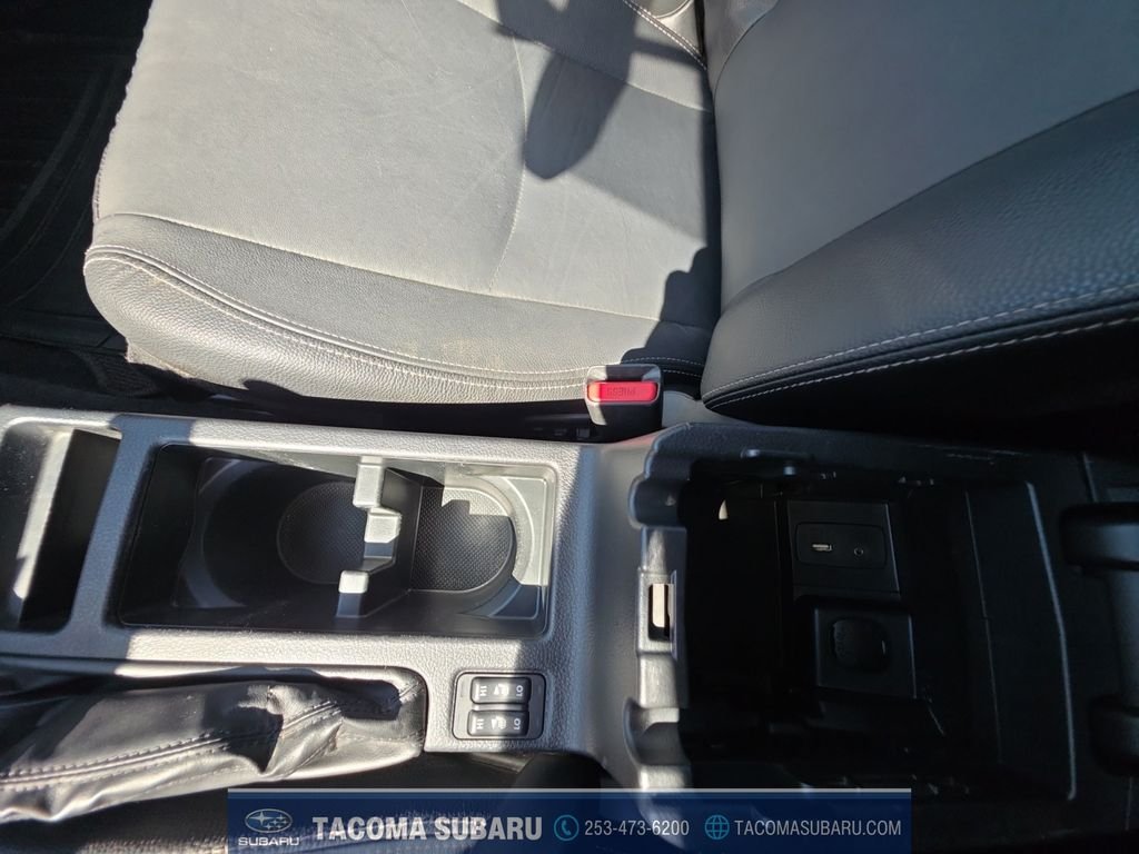 Used 2014 Orange Subaru 2.0i Limited image 23