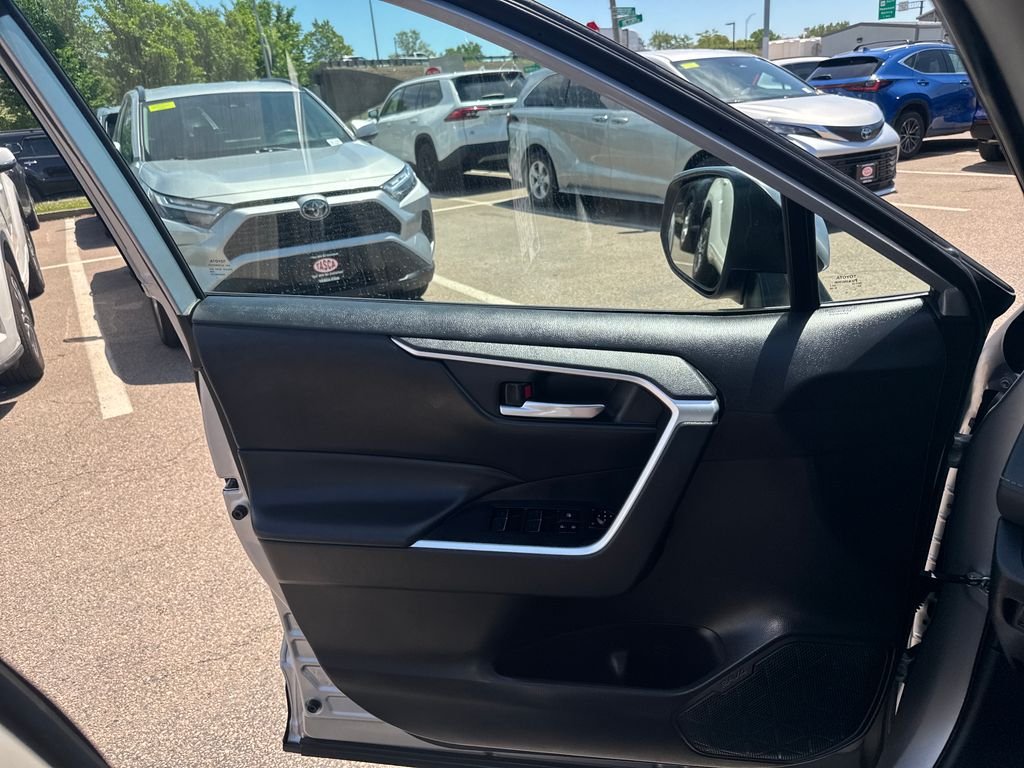 Used 2024 Silver Toyota XLE image 31