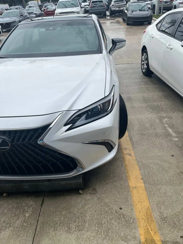 Used 2024 White Pearl Lexus 350 Luxury image 6