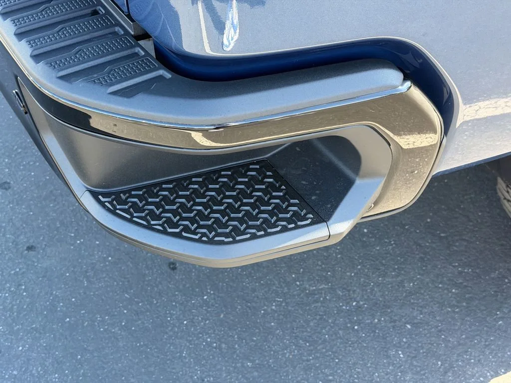 New 2026 Lakeshore Blue Metallic Chevrolet LT image 11