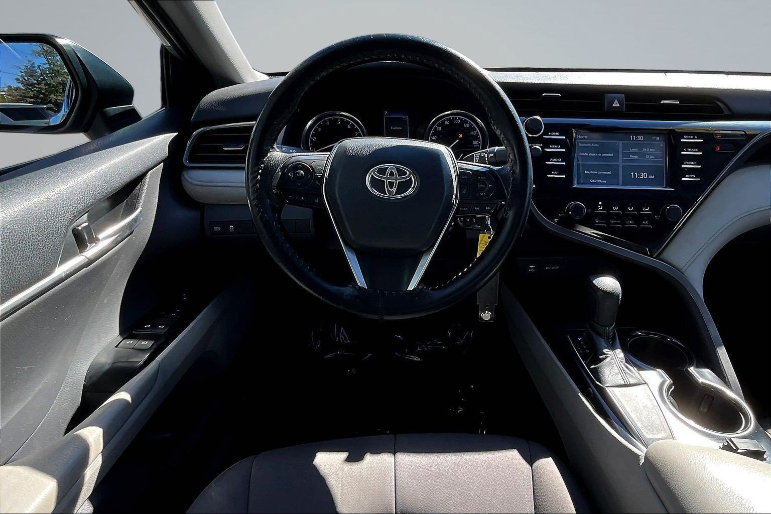Used 2019 Silver Toyota LE image 6