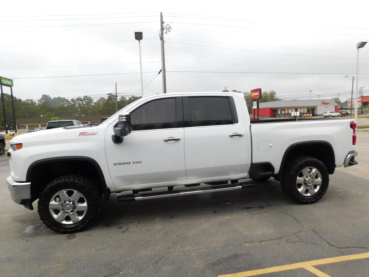 Used 2021 White Chevrolet 4WD CREW CAB 159 in LTZ image 5