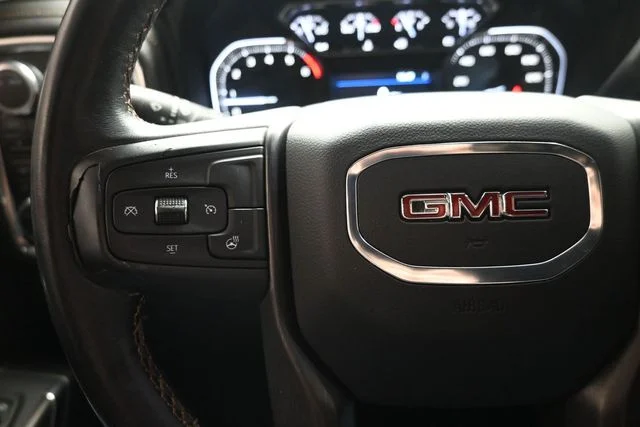 Used 2021 Black GMC AT4 image 25