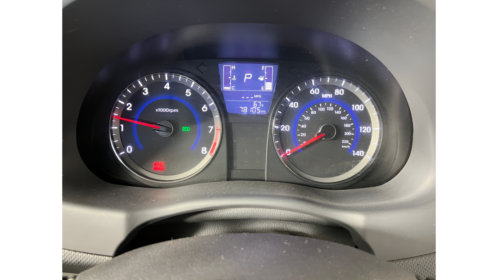 Used 2017 Red Hyundai SE image 18