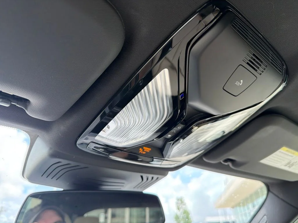 Used 2023 Skyscraper Grey Metallic BMW sDrive30i image 24