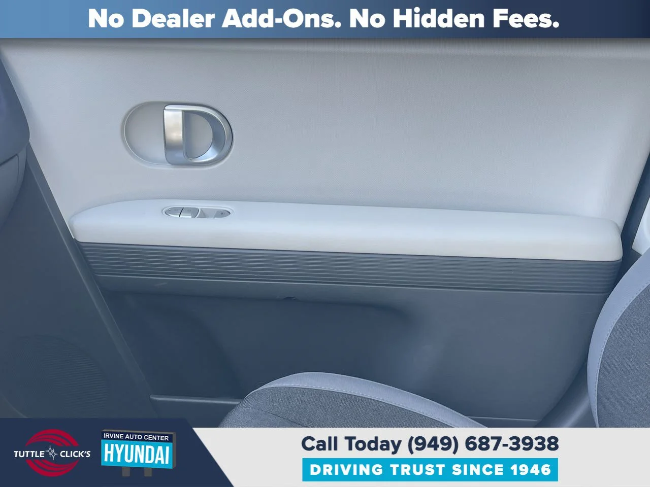 Used 2024 CYBER GRAY HYUNDAI SEL image 32
