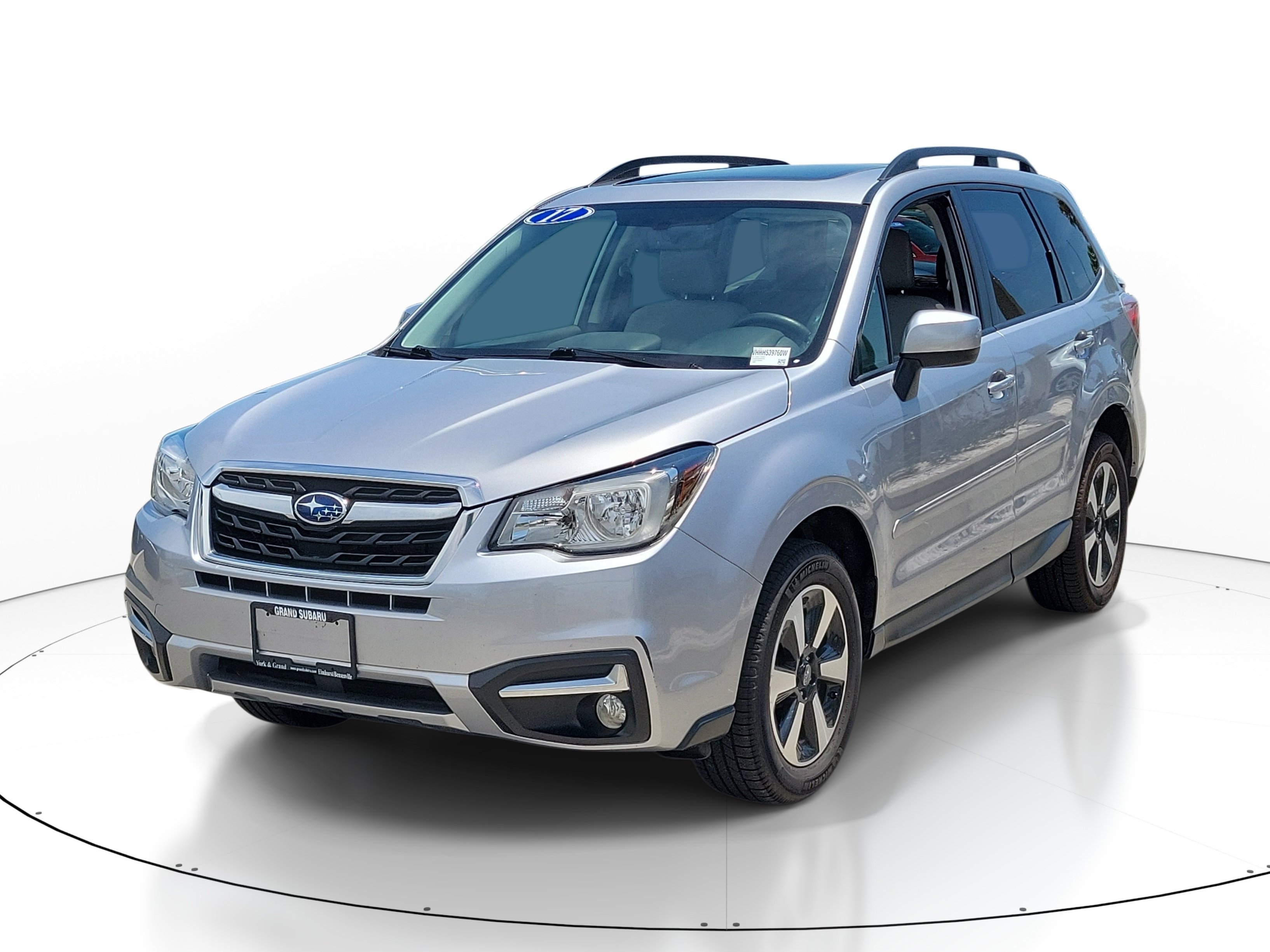 Used 2017 Ice Silver Metallic Subaru Premium image 2