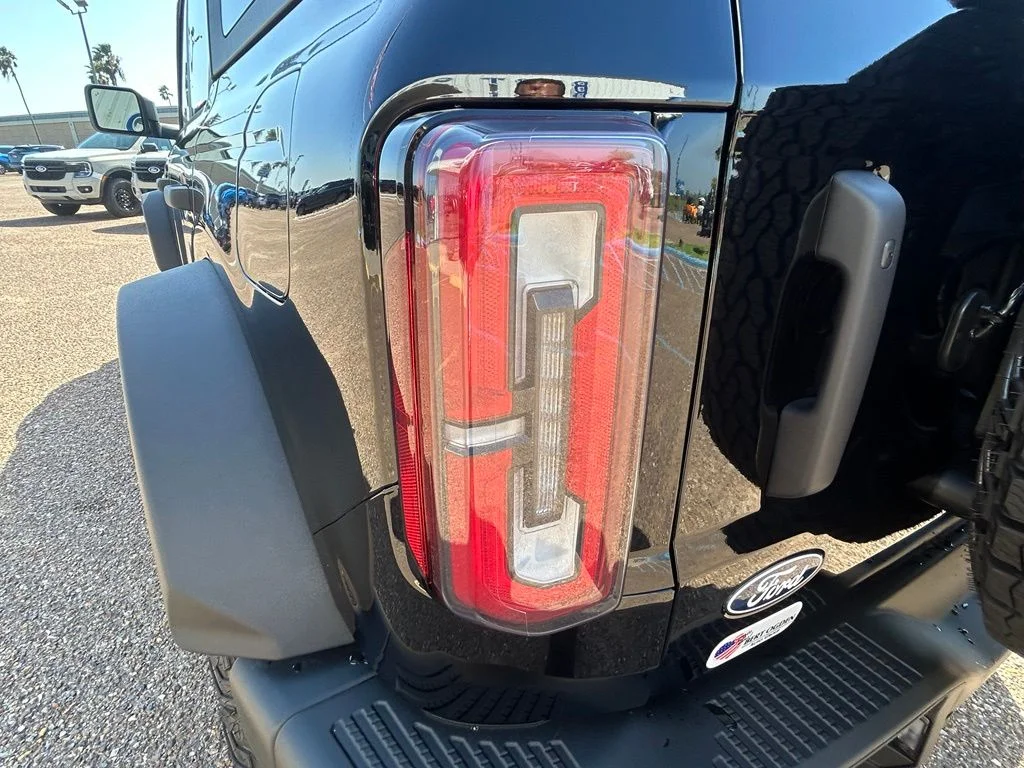 New 2026 Shadow Black Ford Badlands® image 8