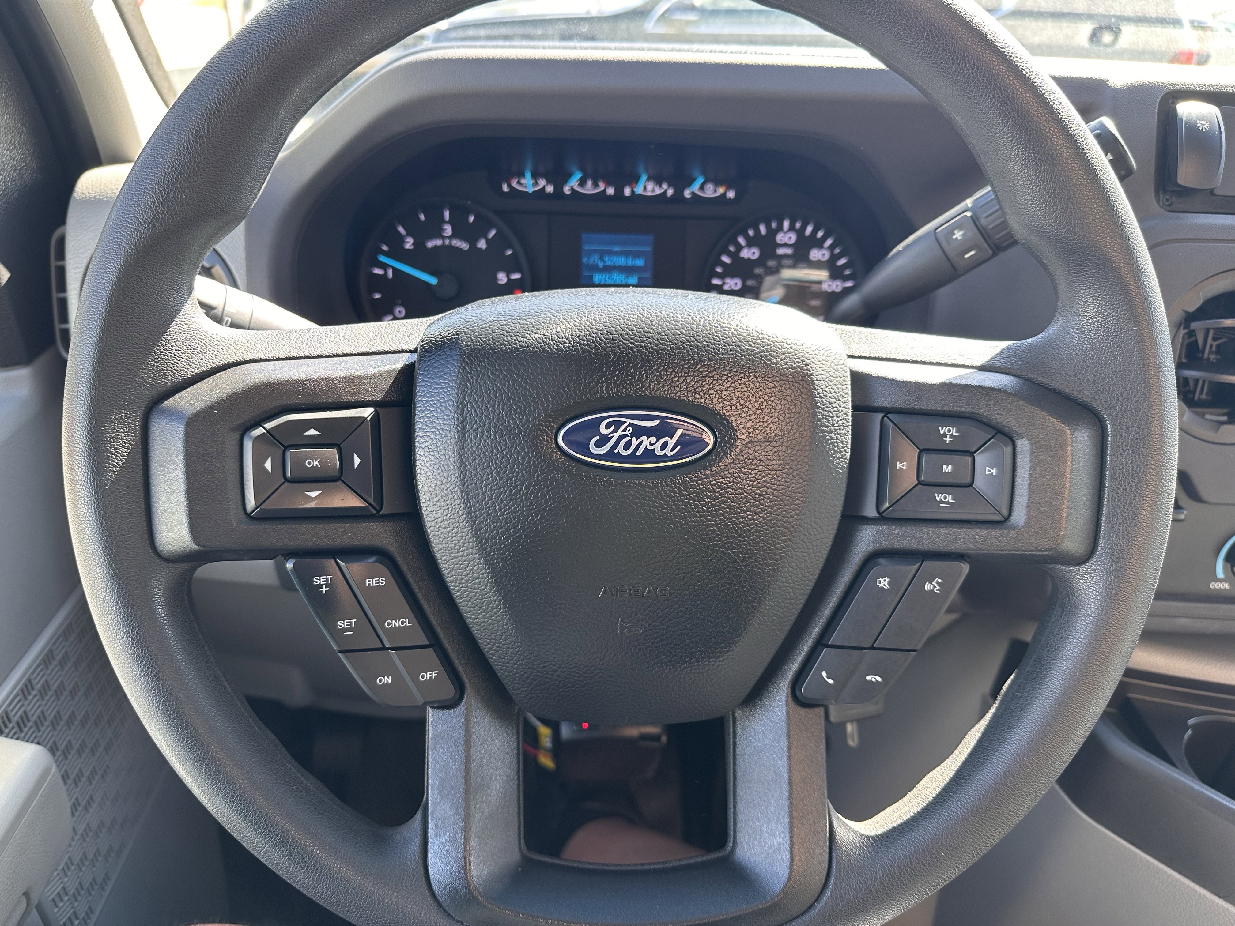 Used 2023 Oxford White Ford  image 16