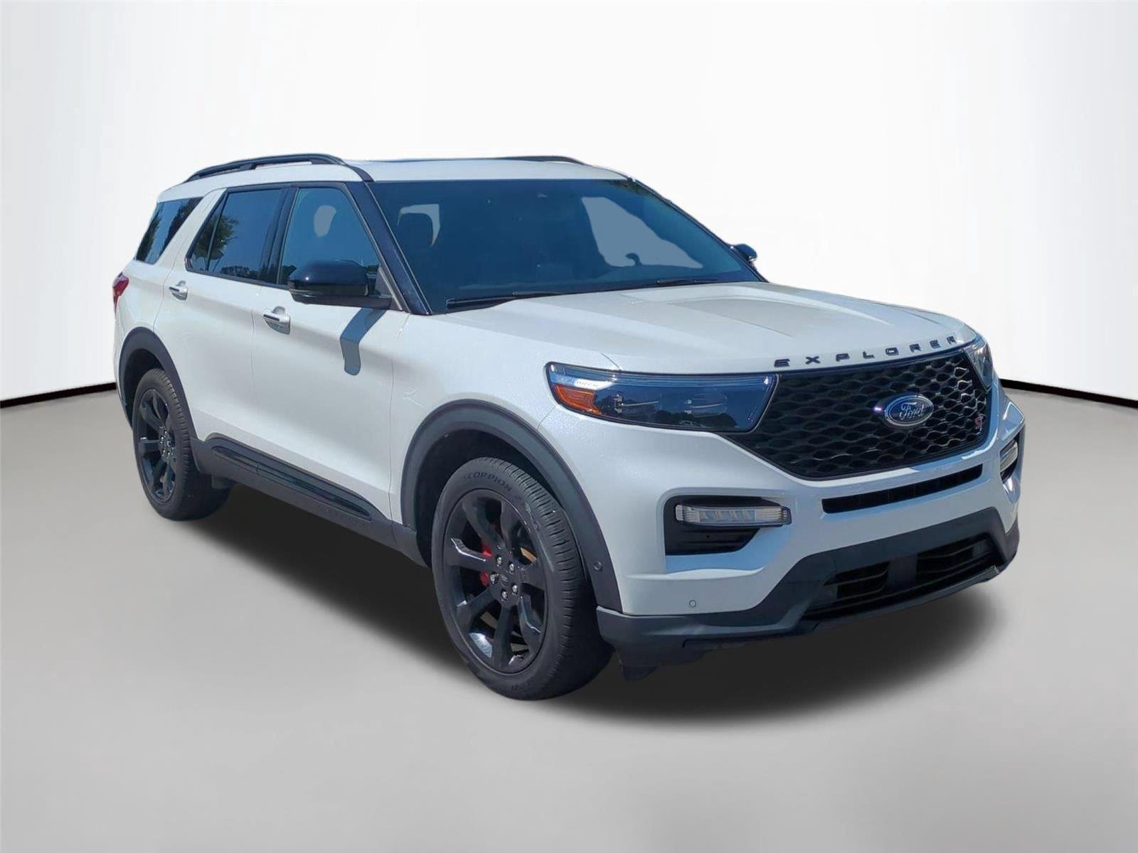 Used 2022 Star White Metallic Tri-Coat FORD ST image 7