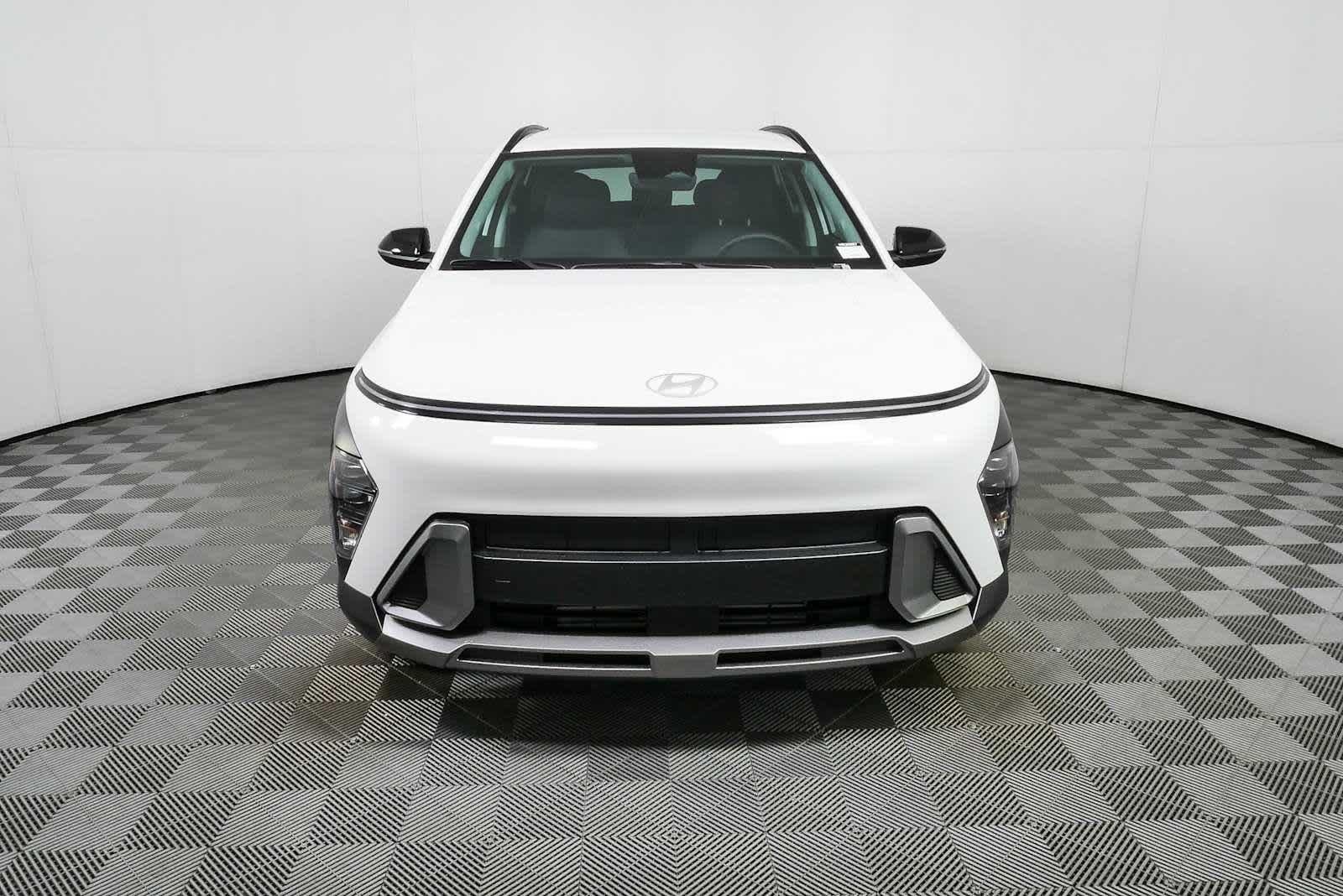New 2026 Atlas White Hyundai SEL Premium FWD image 10
