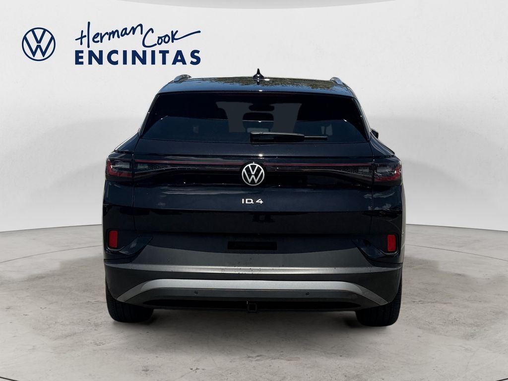 Certified Used 2025 Deep Black Volkswagen Pro S Plus image 4