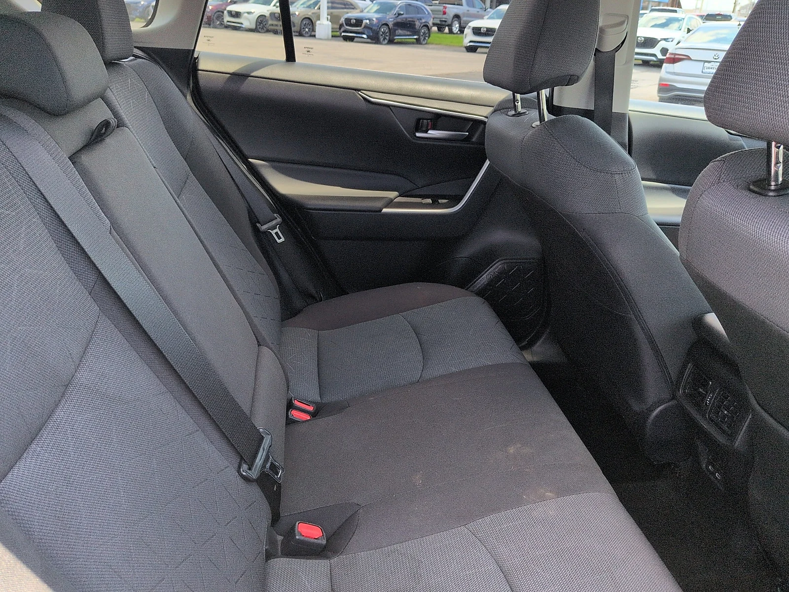 Used 2025 Ice Cap - 040 Toyota XLE image 8