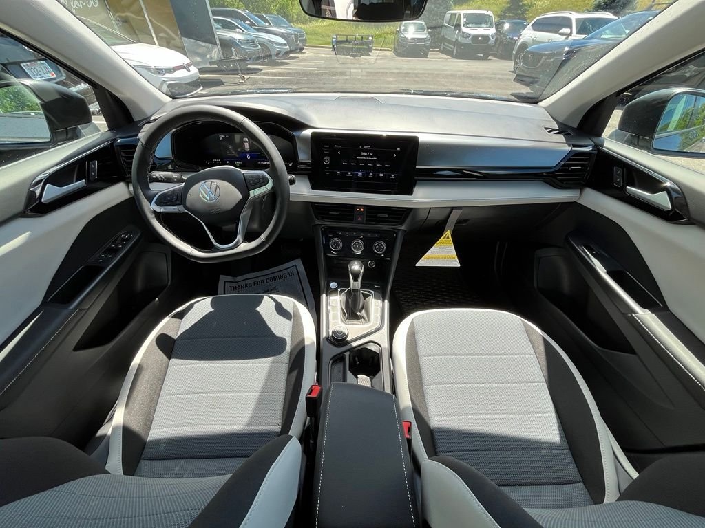 Used 2025 Gray Volkswagen 1.5T S image 14