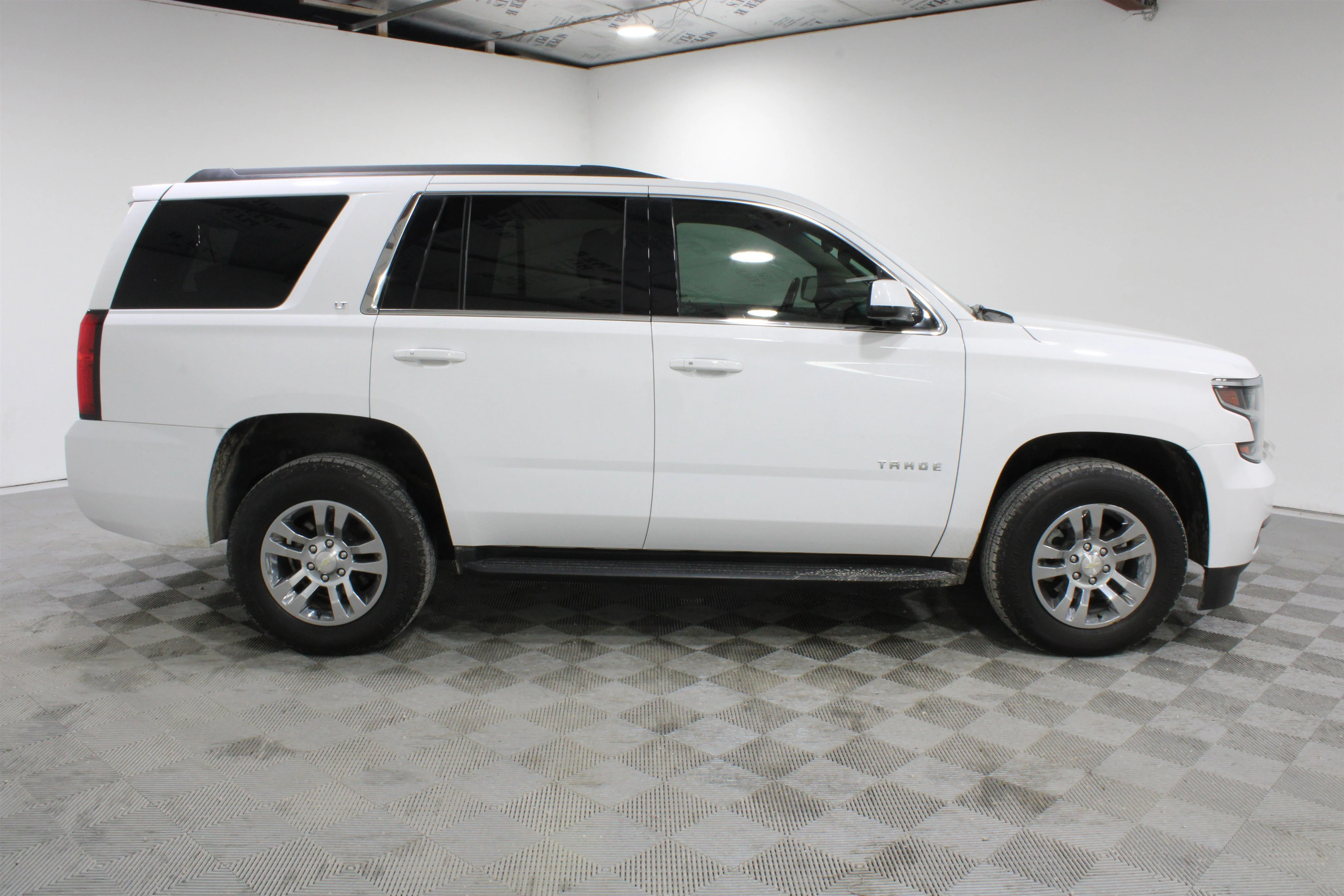 2019 Chevrolet Tahoe LT - Photo 29