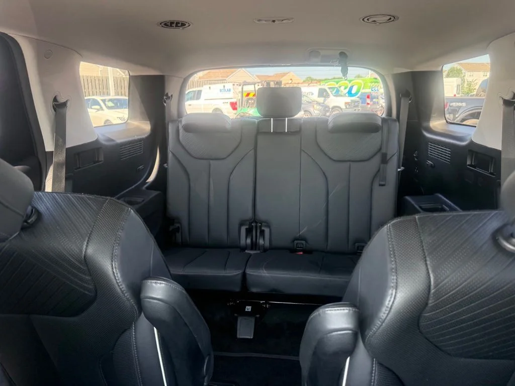 Certified Used 2025 Silver Hyundai SEL image 28