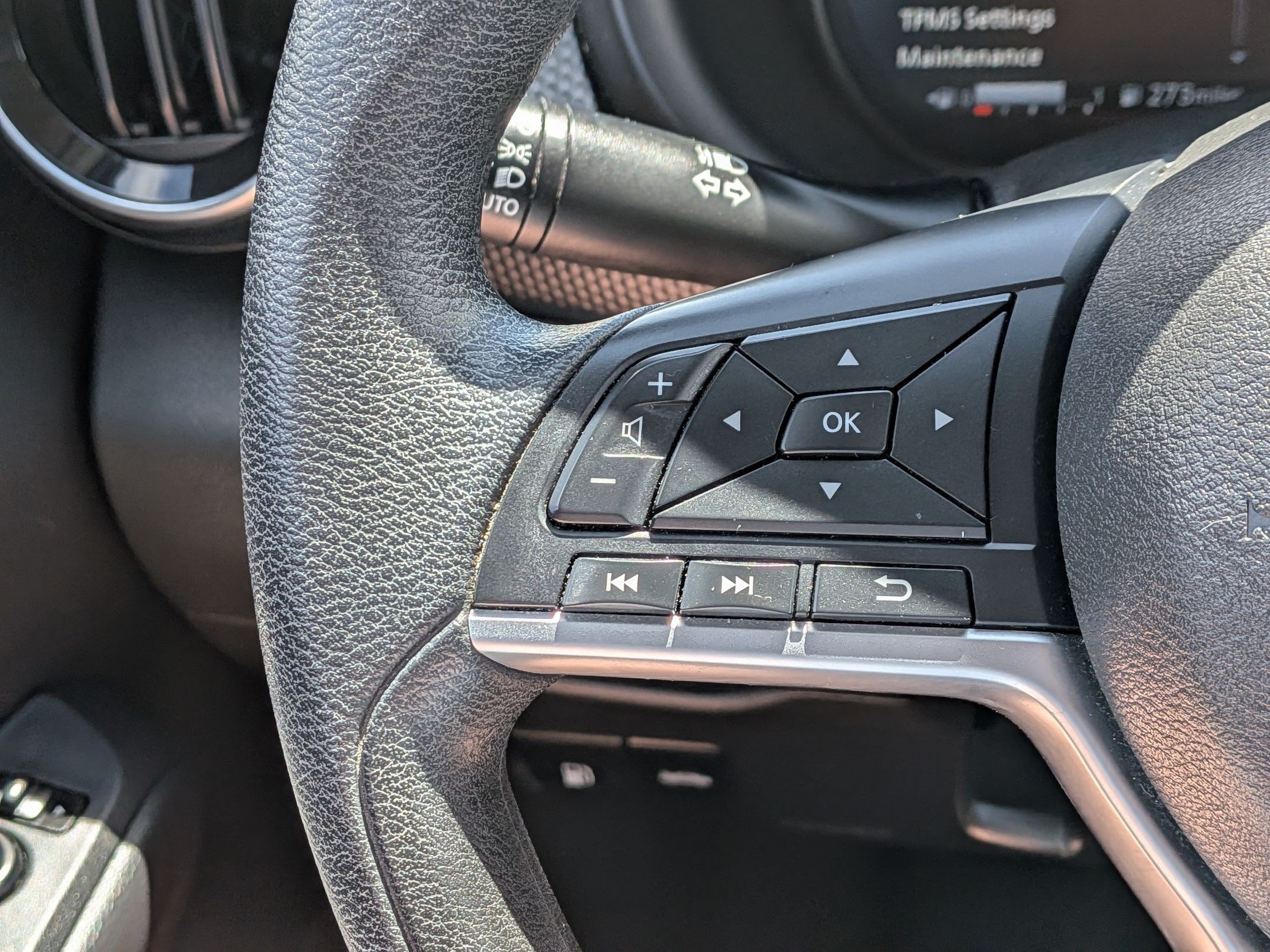 New 2021 Super Black Nissan SV image 17