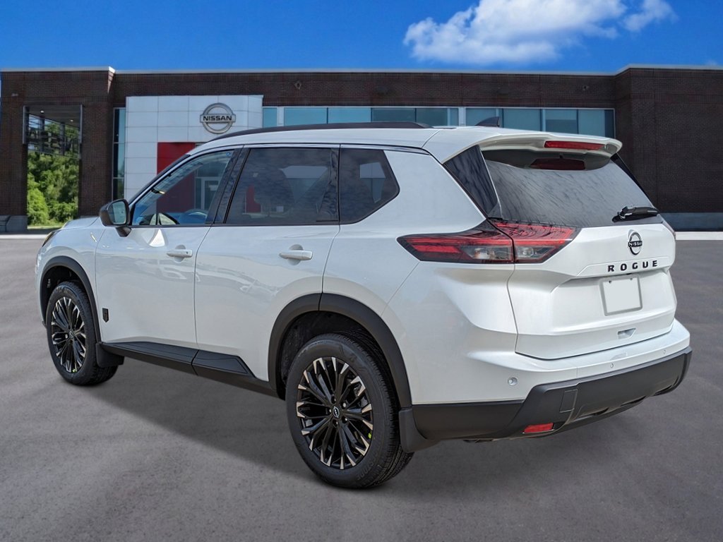 New 2026 Everest White Pearl TriCoat Nissan Dark Armor™ image 3
