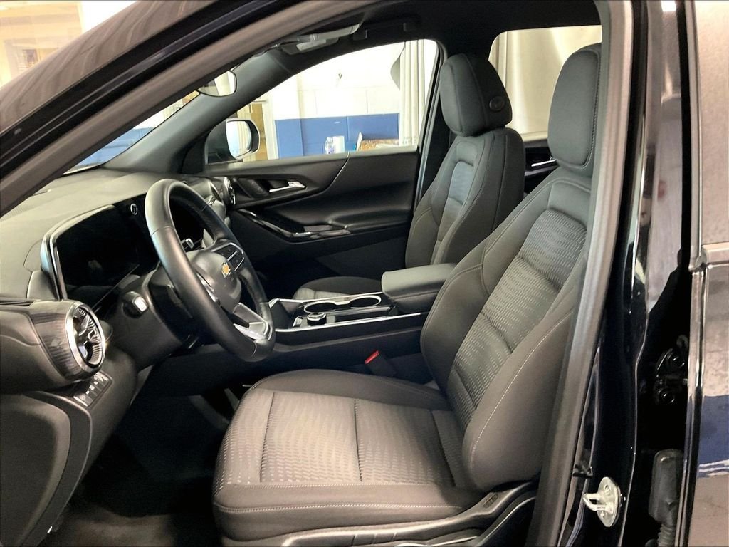Used 2026 Black Chevrolet LT image 10