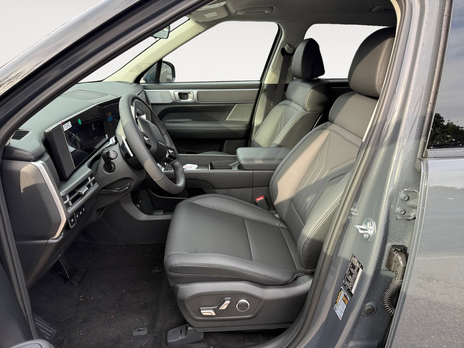 New 2026 Ecotronic Gray Hyundai SEL image 10